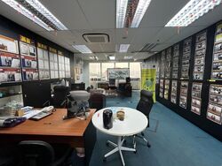 Burlington Square (D7), Office #496310461